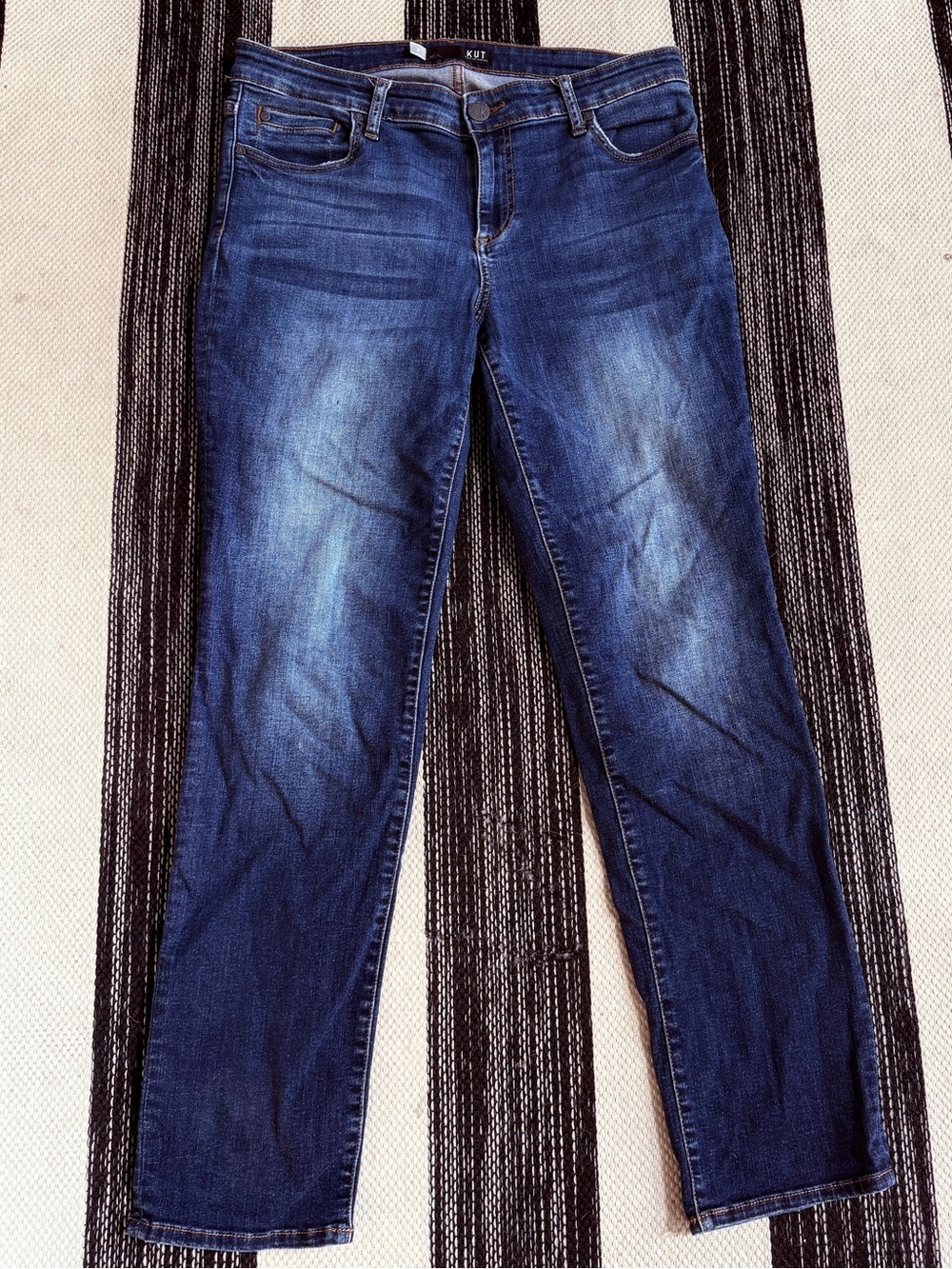 Kut from the Kloth Women's Catherine Boyfriend Jeans - Classic Stretch Fit Sz. 8